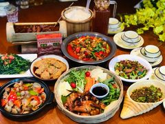 -老滇山寨•云南特色菜•地方菜•民族风情歌舞表演(金碧店)