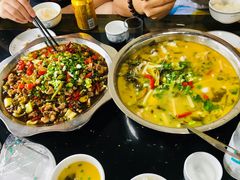 -廖哥泡椒兔(峨眉店)