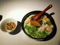 花溪牛肉粉-黔香阁·味(花木店)