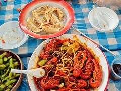 -老街烧烤大排档·地道湖北菜·龙虾馆(汉口火车站店)