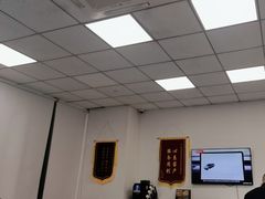 -TESLA 特斯拉(深圳坂田特斯拉中心)