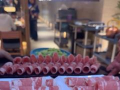 -老牌坊云南鱼豆花火锅(哈西万达店)