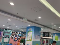 -孩子王童乐园(唐山万达广场店)