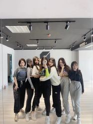 -DL专业爵士舞街舞工作室