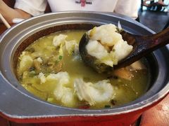 -周鱼小馆石锅酸菜鱼(活力汇店)