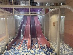 -奈尔宝·儿童乐园·亲子餐厅(华采天地店)