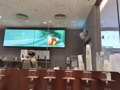 -喜茶(北京华贸购物中心店)