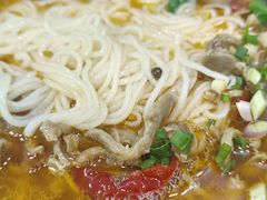 -乡村鸡杂米线(汉渝路店)
