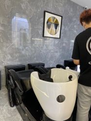 -a·f one hair salon