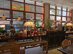 -银米·云南传统过桥米线(双廊黑金冠店)