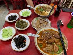 -金杨拉面王小吃面馆·牛三宝面·红烧牛肉粉