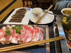 -百年川椒重庆老火锅(光谷店)