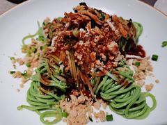 特色鸡丝凉面-玉玲珑(陆家嘴店)