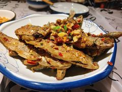 小河鱼-古道村落(温汤店)