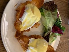 -Common Table · Brunch & Coffee
