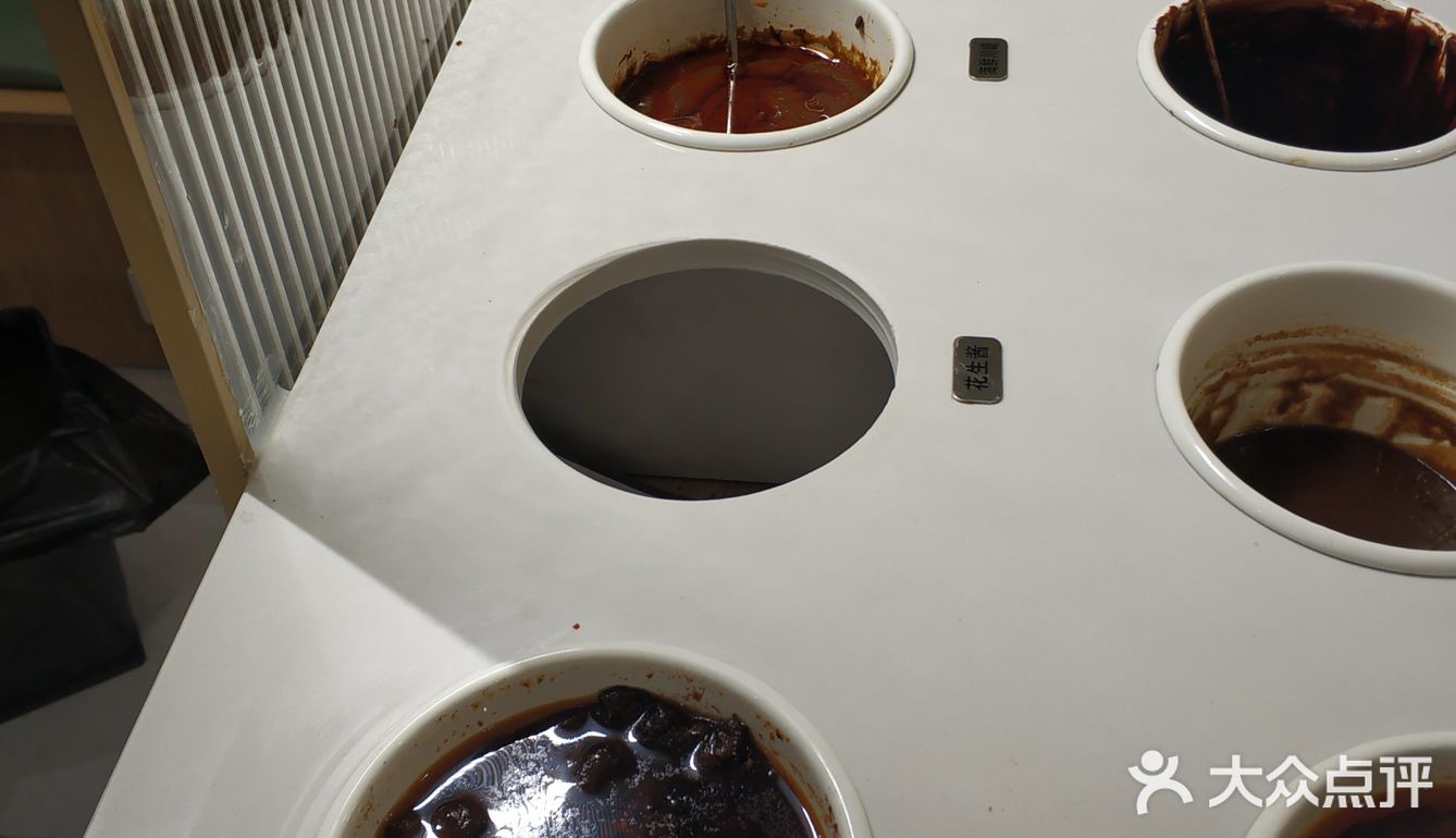 上餐速度很快，哇美味佳肴