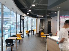 -麦当劳(民盈·国贸城店)