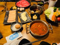 -呷哺呷哺(万达新世界店)