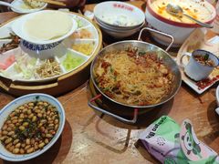 -怪噜范·老贵阳街头名小吃(鸿通城店)