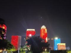 -万绿园
