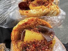 -老鼓楼麻辣烫夹馍