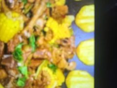 -袁小二大东北铁锅炖(吉祥村总部)