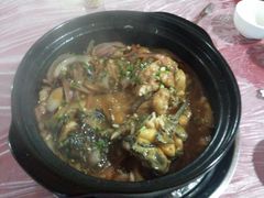 -乡巴佬鼎锅饭