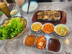 -屋里家延边朝鲜族冷面(梅林3店)