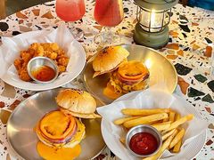 -Burger Bar 山沐西餐吧(钟村店)