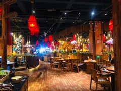 大堂-老滇山寨•云南特色菜•地方菜•民族风情歌舞表演(金碧店)