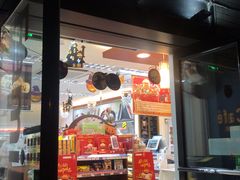 -全家便利店(法华寺街店)