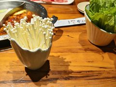 -东巴婆婆云南鱼豆花火锅(大东门店)