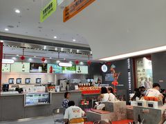 -喧闹·东方大气茶(鹅岭二厂店)