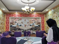 -三江源美食城