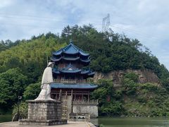 -严子陵钓台(富春江小三峡)