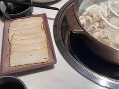 -喃喃椰·糟粕醋·椰子鸡火锅(七堡花园店)