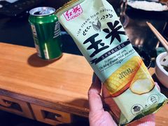 玉米味威化雪糕-果松木炭酸菜铜火锅·外婆参鸡汤