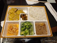 -上海雅居乐万豪侯爵酒店