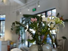 -Fridi Patisserie Cafe