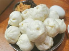 肉包-红帽叔叔包子
