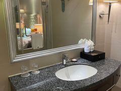 -武汉汉口火车站东方建国大酒店