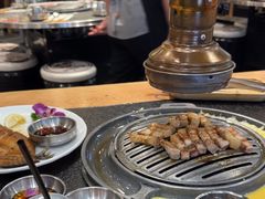 -GOGIYA·咕叽吖韩国传统烤肉店(东方新天地店)