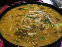 -香巴拉云南餐厅(华莱坞店)