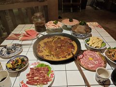 -旧街市鲜货老火锅(大光路店)