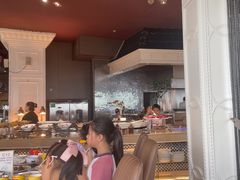 -荣誉国际酒店-云顶旋转餐厅