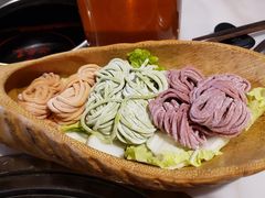 -牛魔王时尚回转餐厅