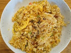 咖喱菠萝炒饭-About Bistro關於·泰式家庭料理
