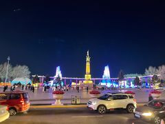 -人民防洪胜利纪念塔