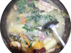 -咕嘟草帽鱼·牛奶一样的鲜鱼汤(包河万达广场创始店)