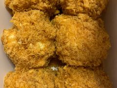 蟹黄酥松小贝-鲍师傅糕点(西站店)